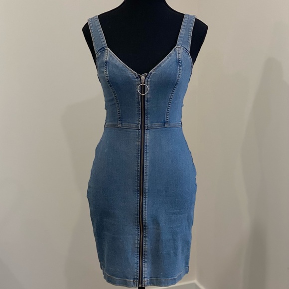 Cute Denim Dress - Picture 2 of 10